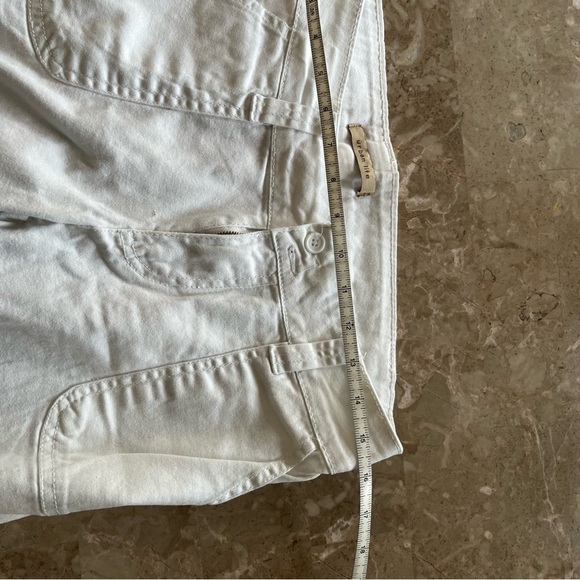 Urban Life white cargo capris size 5/6 - Picture 6 of 8
